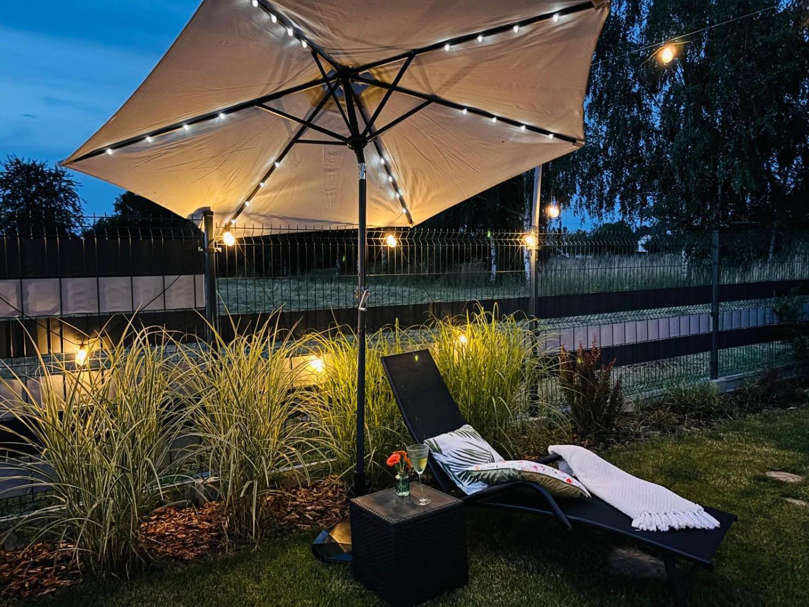 Jej I Jego - Eleganckie Domki Z Balia Na Wylacznosc Niewiesze Exterior photo
